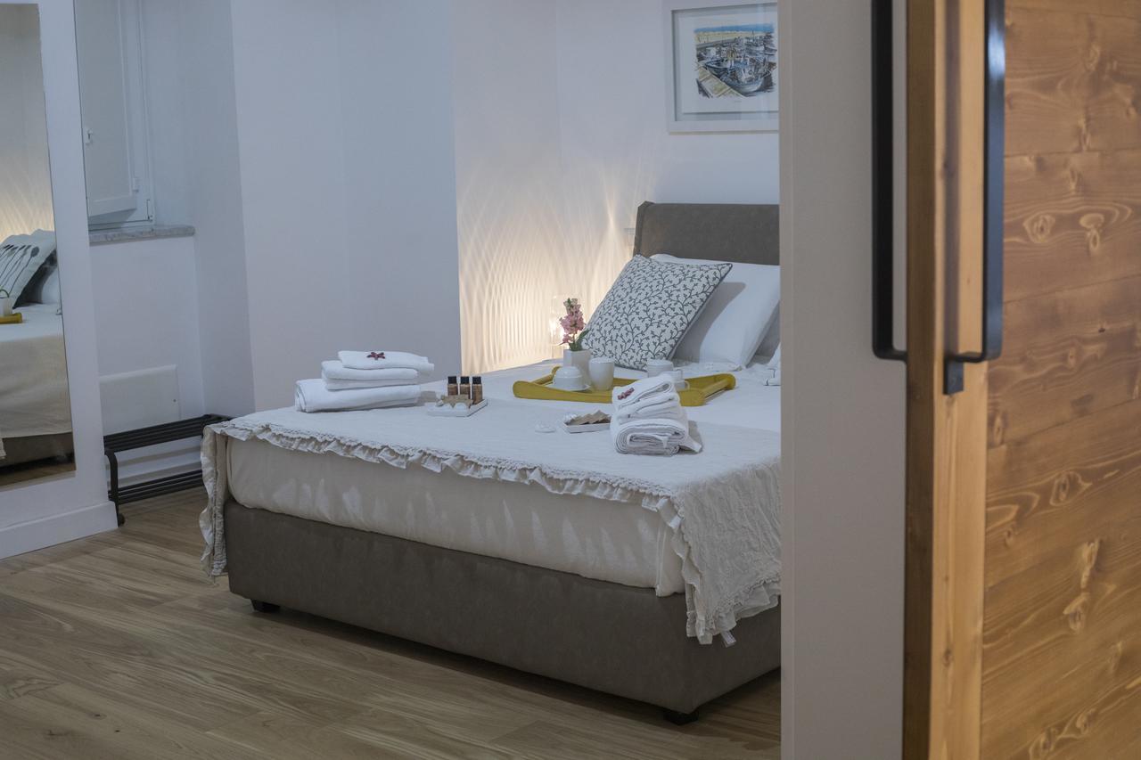 살레르노 La Dimora Del Barone B&B 외부 사진